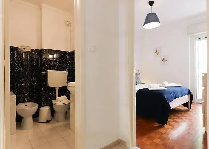 Principe Real Balcony By Homing Apartman *